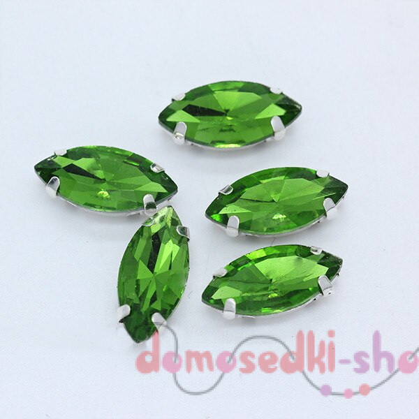 Страза Лодочка , 4х8 мм, Grass green (10 шт)